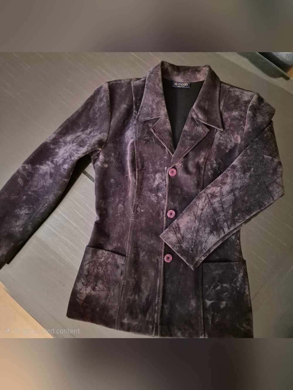 LA MODA- Deep Charcoal Velvet Blazer/Jacket. Like New!